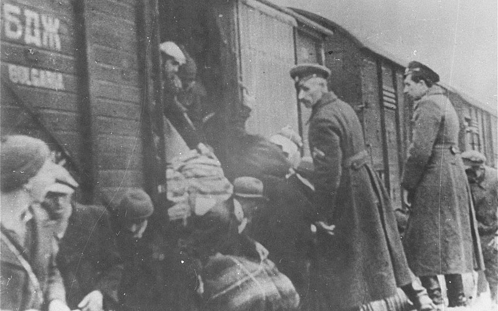 Bulgaria_deporting_the_Macedonian_Jews
