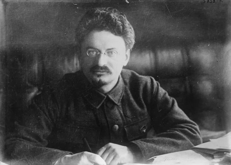 Leon-Trotsky-Russian-Communist-leader